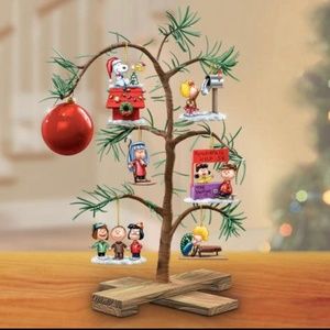 Home Acrylic Christmas Tree Wooden Base